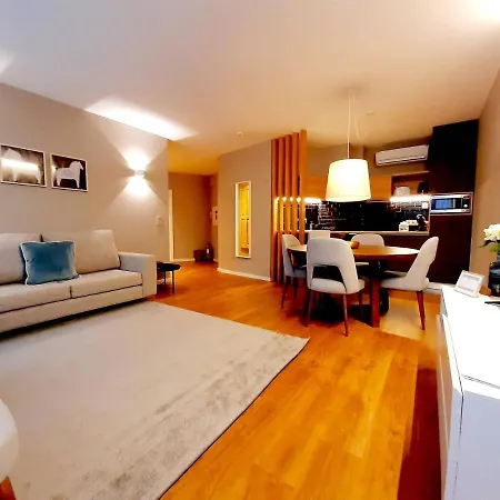 Lf Camelia Deluxe Apartment, By Flat In Apartment *