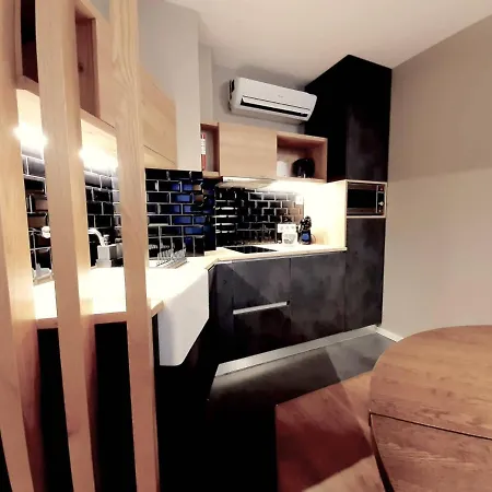 Lf Camelia Deluxe Apartment, By Flat In