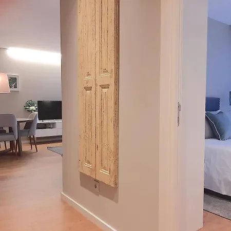 Lf Camelia Deluxe Apartment, By Flat In * Порту