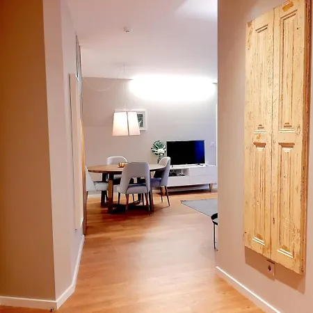 Lf Camelia Deluxe Apartment, By Flat In Апартаменты Порту