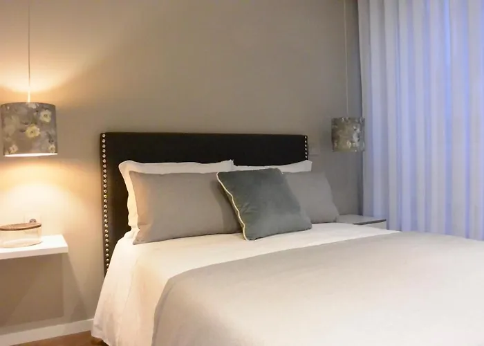 Lf Porto Camelia Deluxe Apartment, By Lf Apartments * Πόρτο