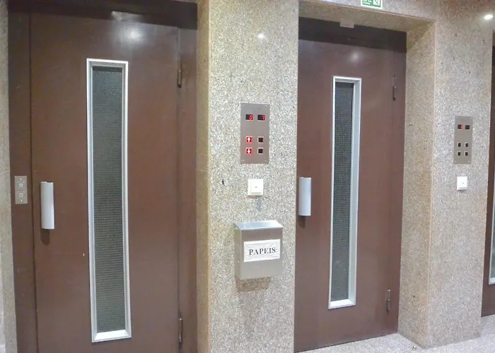 Lf Porto Camelia Deluxe Apartment, By Lf Apartments * 포르투